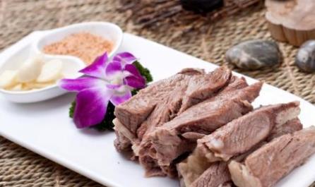 青海西寧五大特色小吃 手抓羊肉油潤肉酥質嫩滑軟