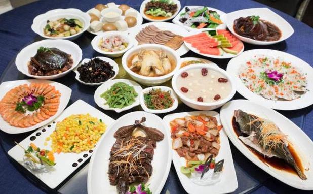 春節頓頓大魚大肉，吃飯前記住5個原則，幫你刮油遠離“三高”