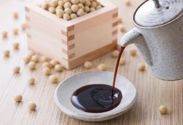 味極鮮可以替代生抽醬油嗎 生抽好還是味極鮮好呢