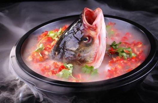 吃魚頭真的能補腦嗎？剁椒胖頭魚頭的做法