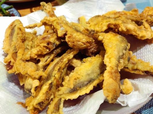 小干魚怎么炸才酥脆？炸小魚的4個小技巧